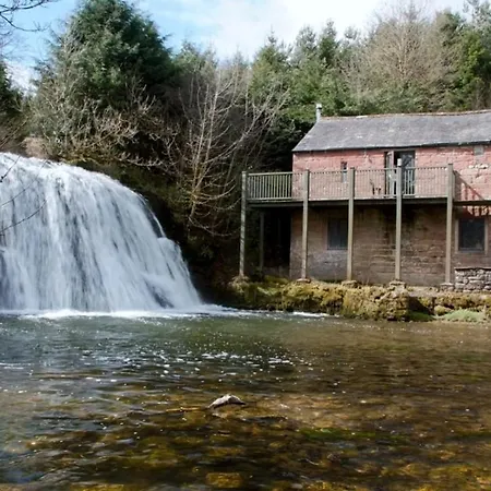 Rutter Falls Semesterbostad *